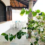 Aconchegante casa na Praia do Itaguá